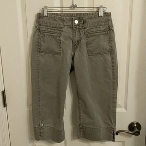 Levi's Women's Crop Jeans